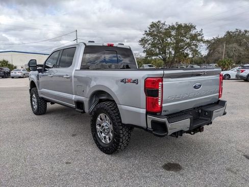 Used 2023 Ford F250 Lariat w/ Chrome Package image 6