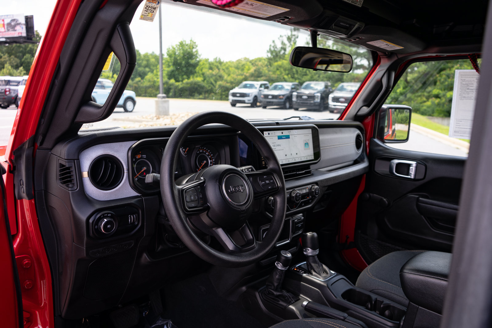 Used 2024 Jeep Wrangler Sport AWD/4WD image 13