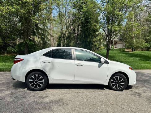 Used 2014 Toyota Corolla LE image 23