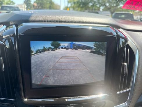 Used 2018 Chevrolet Traverse LT AWD/4WD image 35