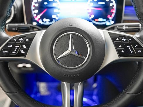 Certified 2022 Mercedes-Benz C 300 Sedan image 16