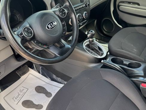 Used 2017 Kia Soul image 7