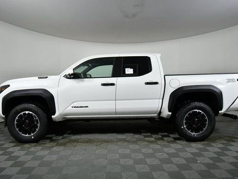 New 2025 Toyota Tacoma TRD Off-Road image 16