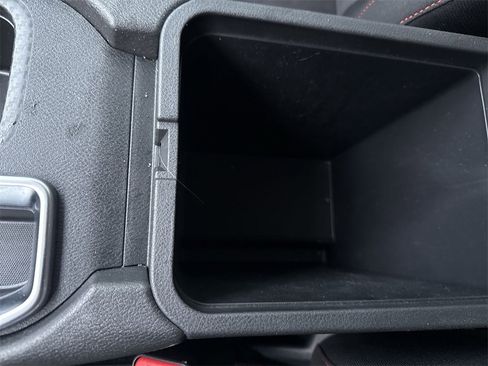 Used 2024 Nissan Sentra SR w/ Trunk Package image 34