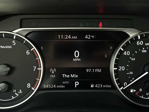 Used 2023 Nissan Rogue S image 10