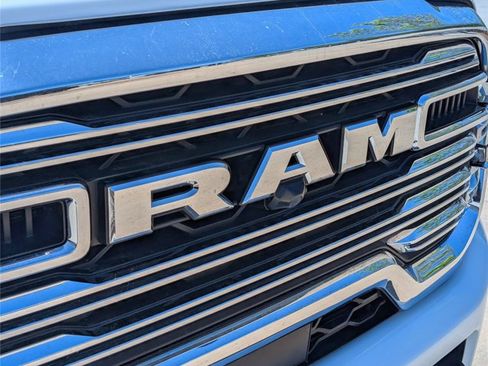Used 2026 RAM 2500 Laramie AWD/4WD image 5