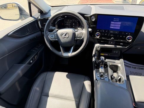 Used 2022 Lexus NX 350 AWD image 21