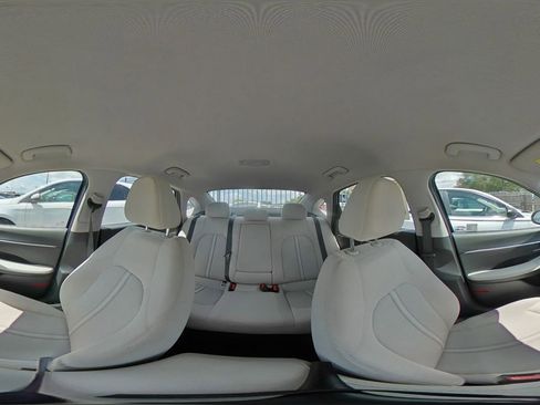 Used 2025 Hyundai Sonata SEL FWD image 36