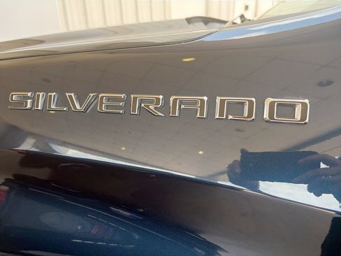 Used 2020 Chevrolet Silverado 1500 Custom w/ Custom Value Package AWD/4WD image 21