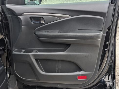 Used 2018 Honda Pilot EX-L image 41