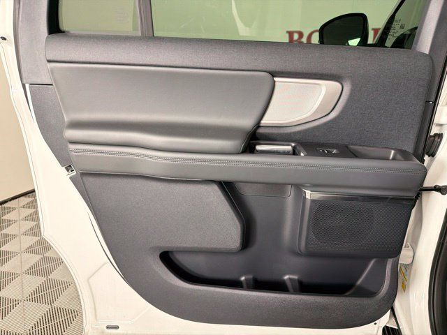 Used 2026 Ford Expedition Max Active RWD image 27