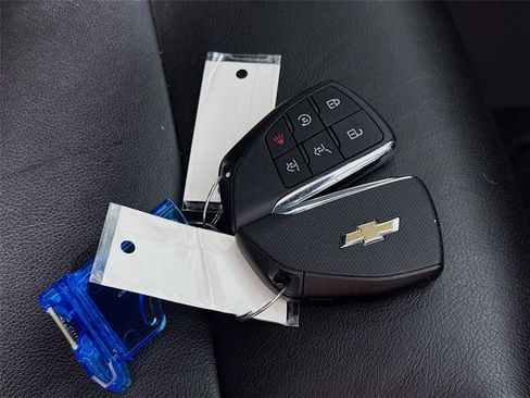 Used 2022 Chevrolet Tahoe LT w/ Luxury Package image 23