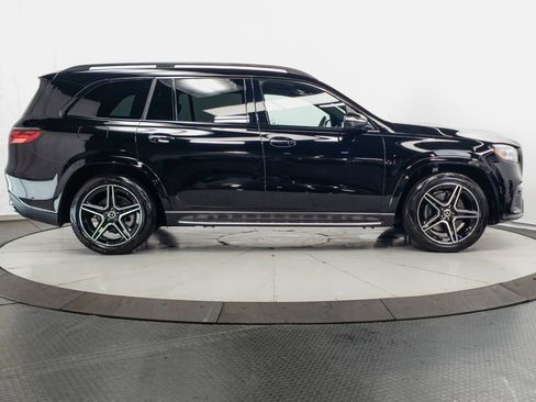 Used 2024 Mercedes-Benz GLS 450 4MATIC image 36