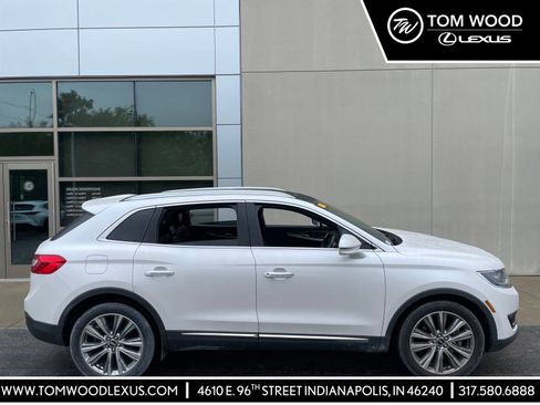 Used 2018 Lincoln MKX Reserve w/ Lincoln MKX Climate Package AWD/4WD image 1