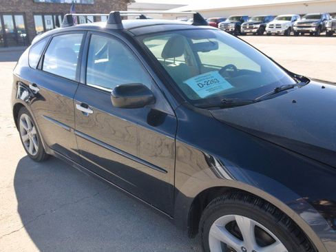 Used 2011 Subaru Impreza Outback Sport image 9