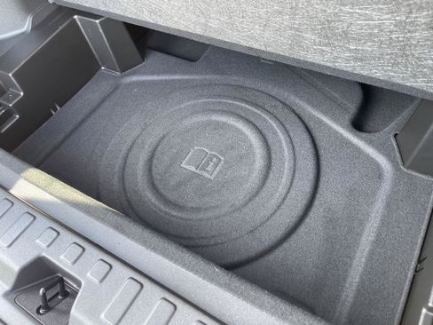 Used 2024 Chevrolet Equinox LT w/ LPO, Floor Liner Package FWD image 38