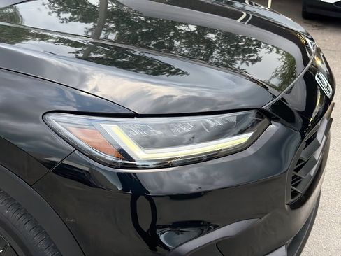 Used 2025 Honda HR-V Sport image 31