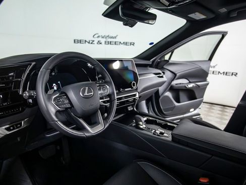 Used 2025 Lexus RX 350 Premium w/ Accessory Package (Z1) FWD image 20