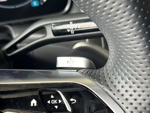 Certified 2023 Mercedes-Benz GLC 300 4MATIC image 38