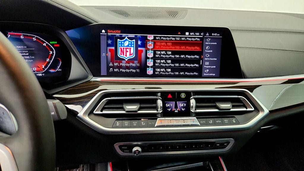 Used 2020 BMW X5 M50i AWD/4WD image 18