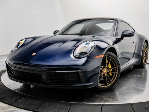 Used 2020 Porsche 911 Carrera RWD image 4