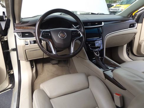 Used 2013 Cadillac XTS Luxury w/ Driver Awareness Package FWD image 18