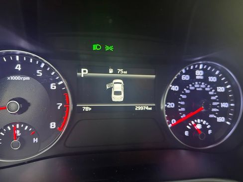 Used 2024 Kia Forte LXS FWD image 7