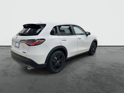 Used 2026 Honda HR-V Sport image 4