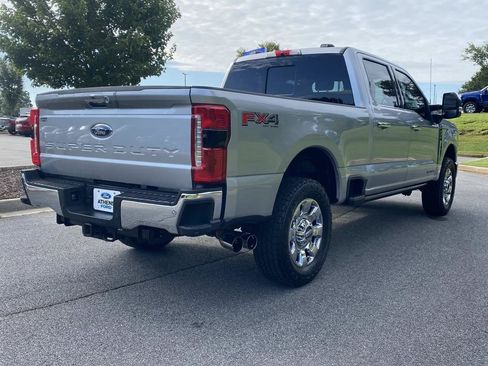 Used 2024 Ford F250 Lariat w/ Lariat Ultimate Package AWD/4WD image 3