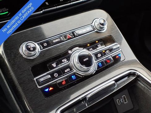 Used 2023 Lincoln Nautilus Reserve image 25