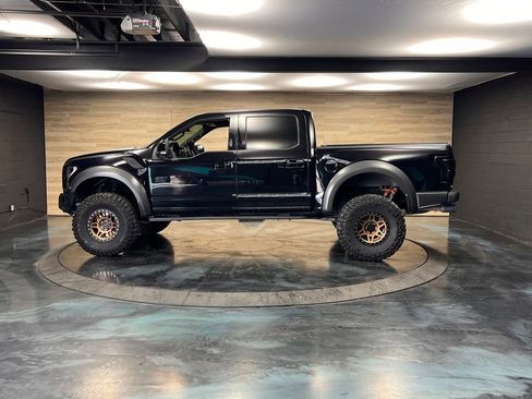 Used 2020 Ford F150 Raptor w/ Equipment Group 802A Luxury AWD/4WD image 11