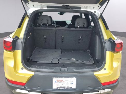 Used 2025 Chevrolet TrailBlazer ACTIV w/ Driver Confidence Package AWD/4WD image 9