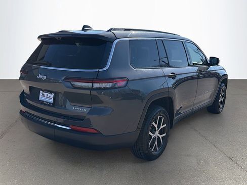 Used 2024 Jeep Grand Cherokee L Limited w/ Luxury Tech Group II image 4