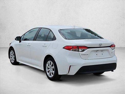 Used 2024 Toyota Corolla LE FWD image 7