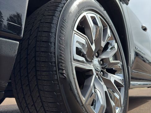 Used 2024 GMC Sierra 1500 Denali image 9