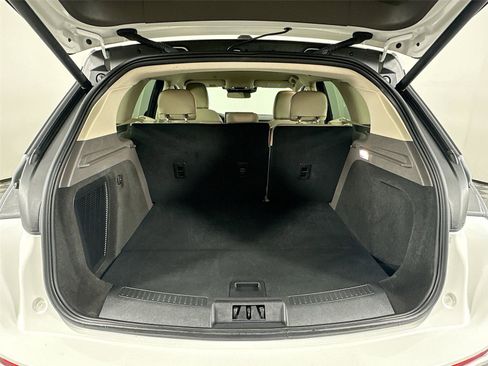 Used 2023 Lincoln Corsair Reserve image 25