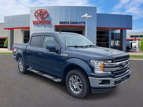 Used 2020 Ford F150 Lariat w/ FX4 Off-Road Package image 3