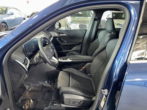 Used 2025 BMW X1 xDrive28i w/ Premium Package image 19