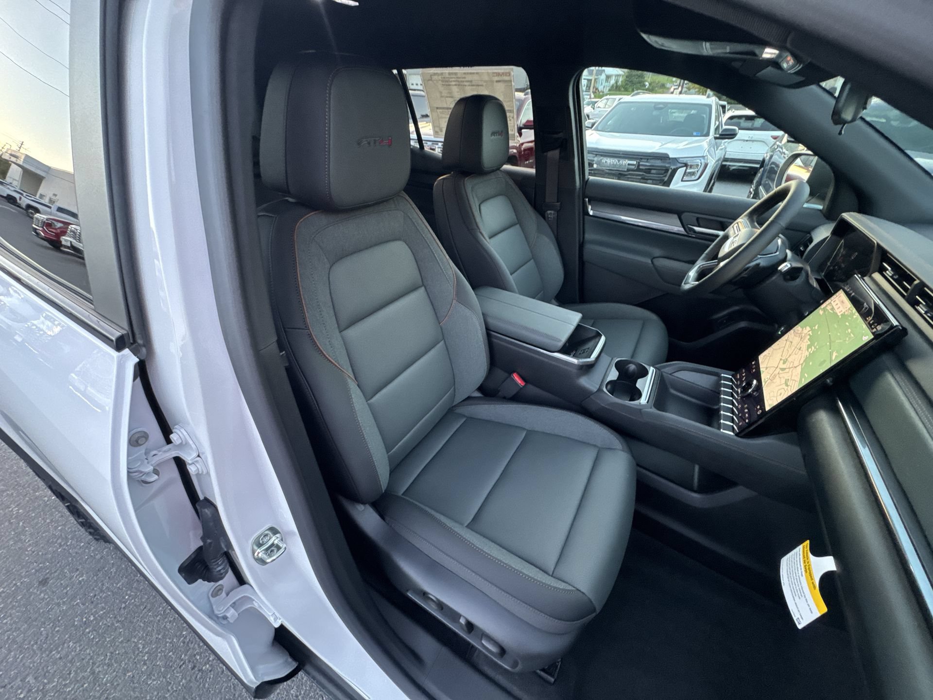 New 2027 GMC Terrain AT4 w/ Convenience Package III AWD/4WD image 25