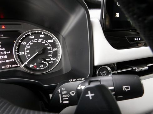 New 2025 Mitsubishi Outlander SE image 33