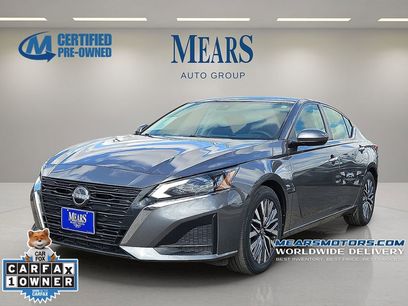 Used 2023 Nissan Altima 2.5 SV