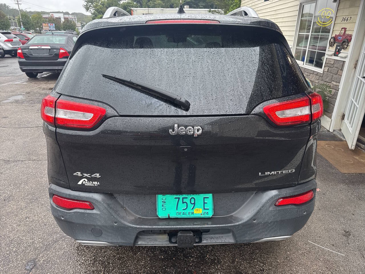 Used 2016 Jeep Cherokee Limited w/ Luxury Group AWD/4WD image 7