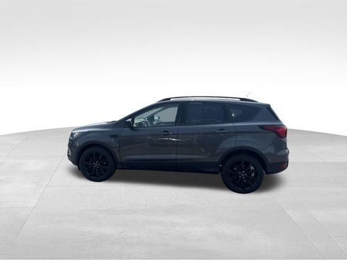 Used 2019 Ford Escape SE AWD/4WD image 3