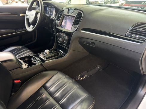 Used 2023 Chrysler 300 S RWD image 18