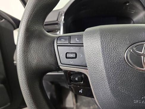 Used 2025 Toyota Camry LE FWD image 22