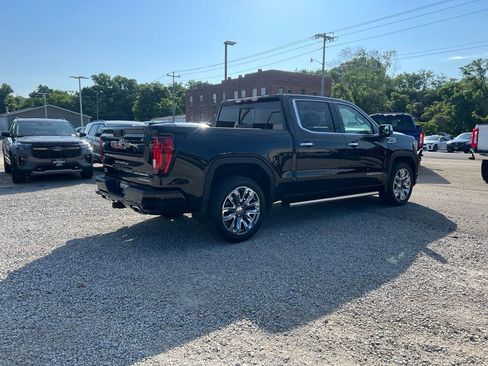 Used 2024 GMC Sierra 1500 Denali AWD/4WD image 8