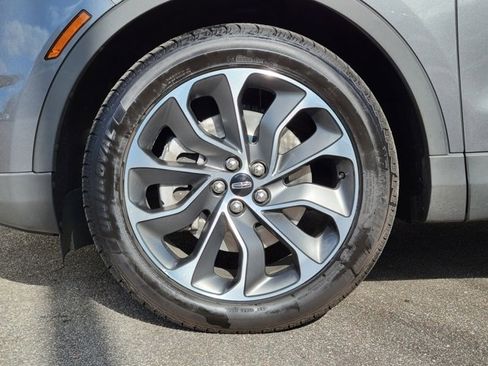 Used 2022 Lincoln Nautilus Reserve image 15