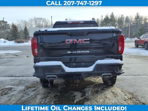 Used 2024 GMC Sierra 1500 AT4 w/ Technology Package image 6