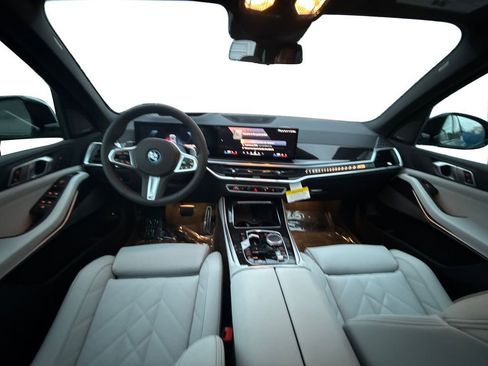 New 2026 BMW X5 xDrive50e w/ M Sport Package image 19