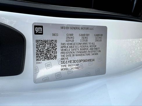 Used 2023 Chevrolet Corvette Z06 image 11